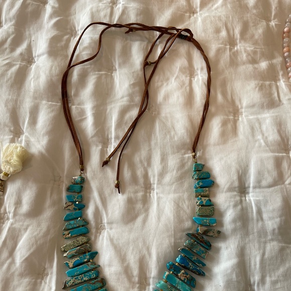 adjustable length turquoise necklace purchased from local Lilly Pulitzer Store - Picture 2 of 2
